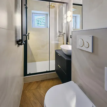 Zlota 63a - Design Style Varsóvia